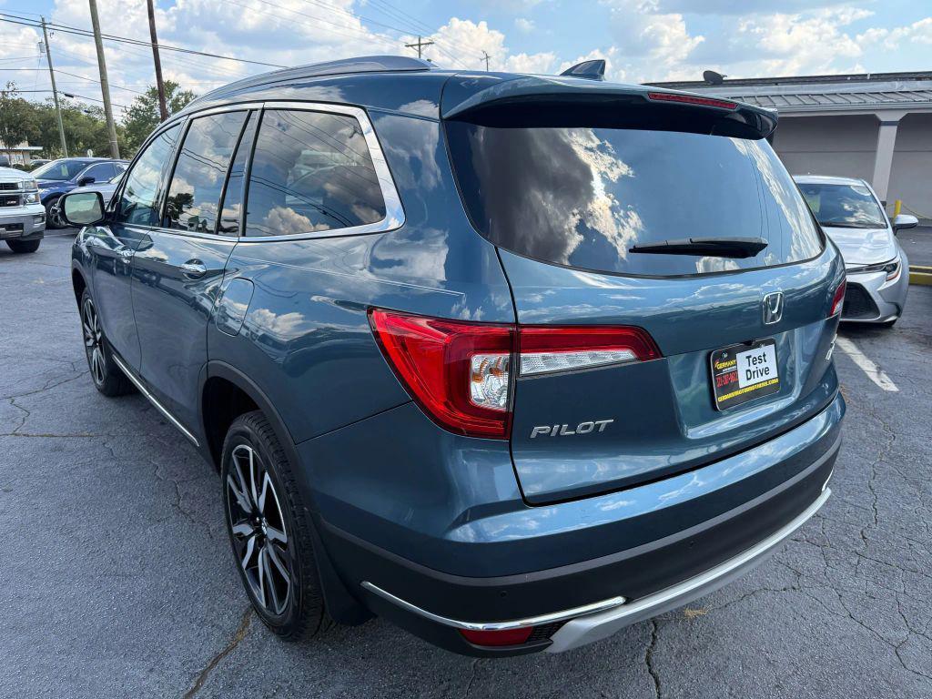 used 2021 Honda Pilot car, priced at $25,999