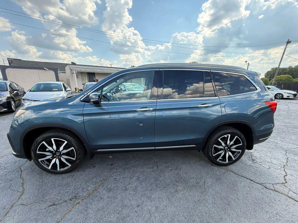 used 2021 Honda Pilot car, priced at $25,999