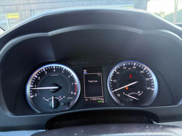 used 2017 Toyota Highlander car, priced at $19,999