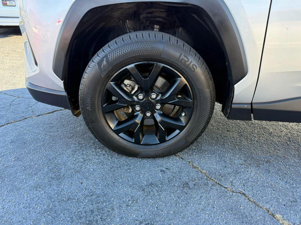 used 2021 Toyota RAV4 car, priced at $22,999