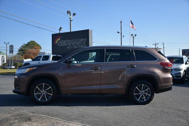 used 2018 Toyota Highlander car, priced at $22,499