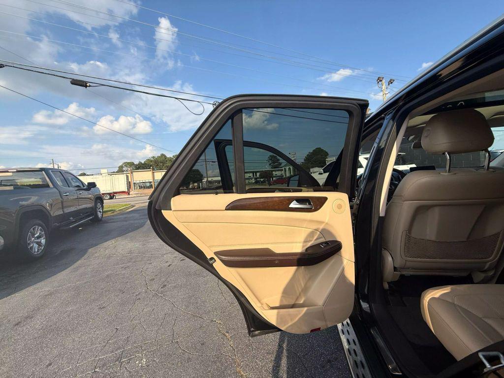 used 2017 Mercedes-Benz GLE 350 car, priced at $17,999