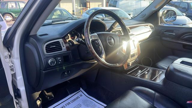 used 2014 GMC Yukon XL car, priced at $15,900