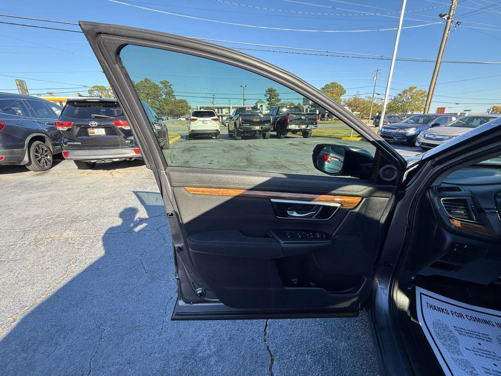 used 2021 Honda CR-V car, priced at $19,999