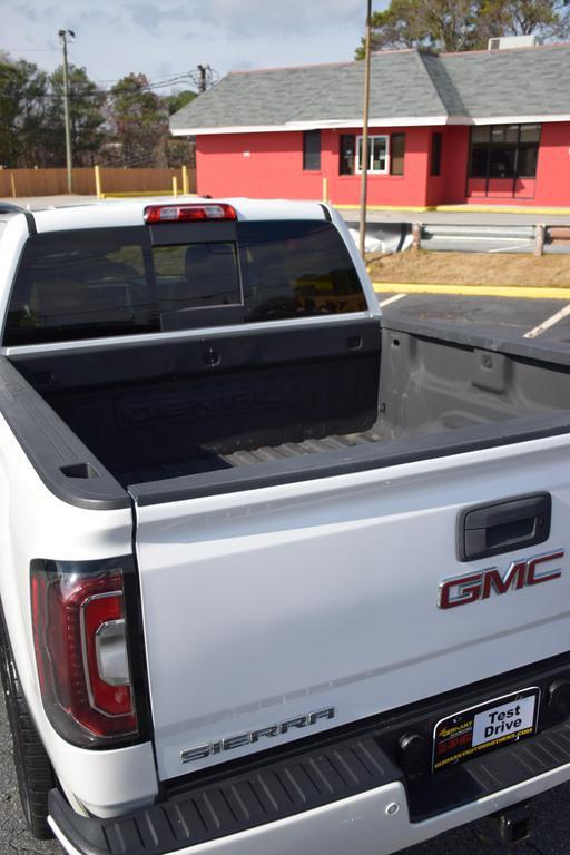 used 2018 GMC Sierra 1500 car, priced at $28,499