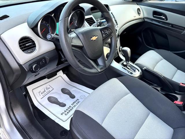 used 2016 Chevrolet Cruze Limited car, priced at $5,995