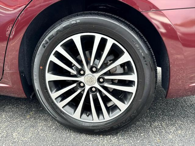 used 2015 Toyota Avalon Hybrid car, priced at $15,495