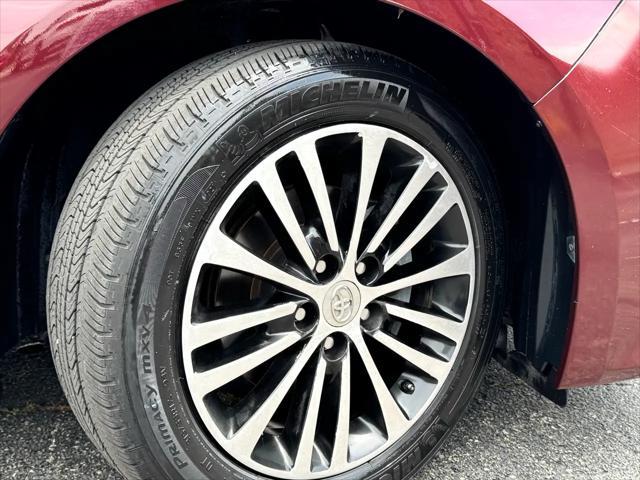 used 2015 Toyota Avalon Hybrid car, priced at $15,495