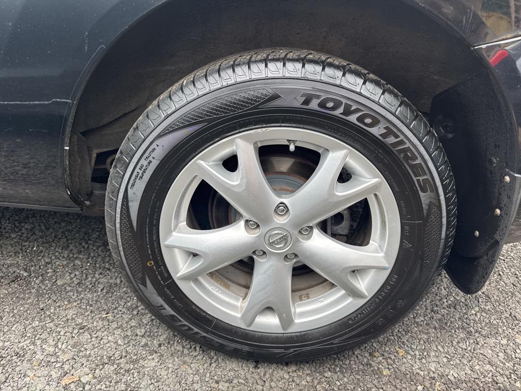 used 2008 Nissan Rogue car, priced at $3,897