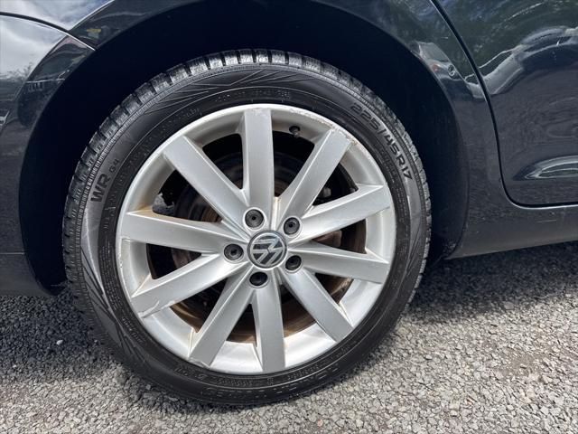 used 2012 Volkswagen Jetta SportWagen car, priced at $7,884