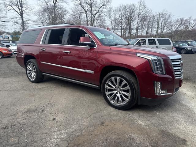 used 2017 Cadillac Escalade ESV car, priced at $24,674