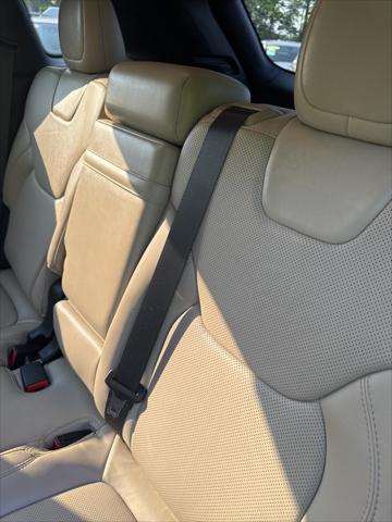 used 2015 Jeep Cherokee car, priced at $5,998