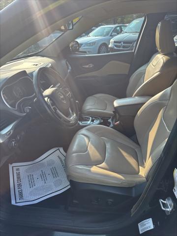 used 2015 Jeep Cherokee car, priced at $5,998