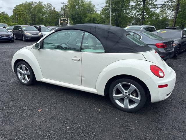 used 2007 Volkswagen New Beetle car, priced at $9,998