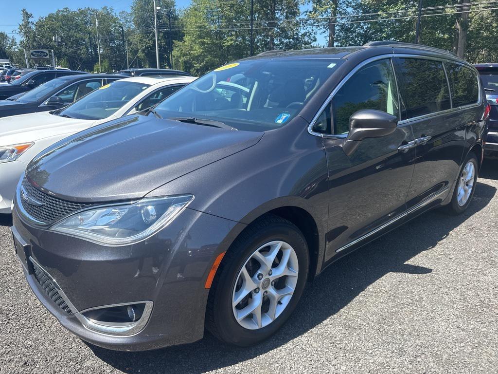 used 2017 Chrysler Pacifica car, priced at $8,720