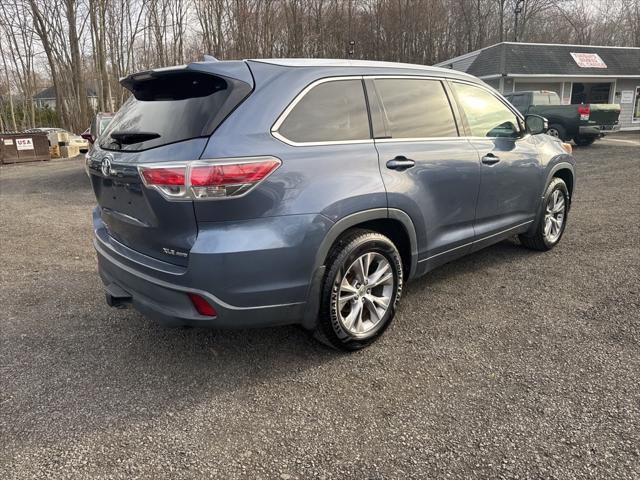 used 2014 Toyota Highlander car, priced at $11,727