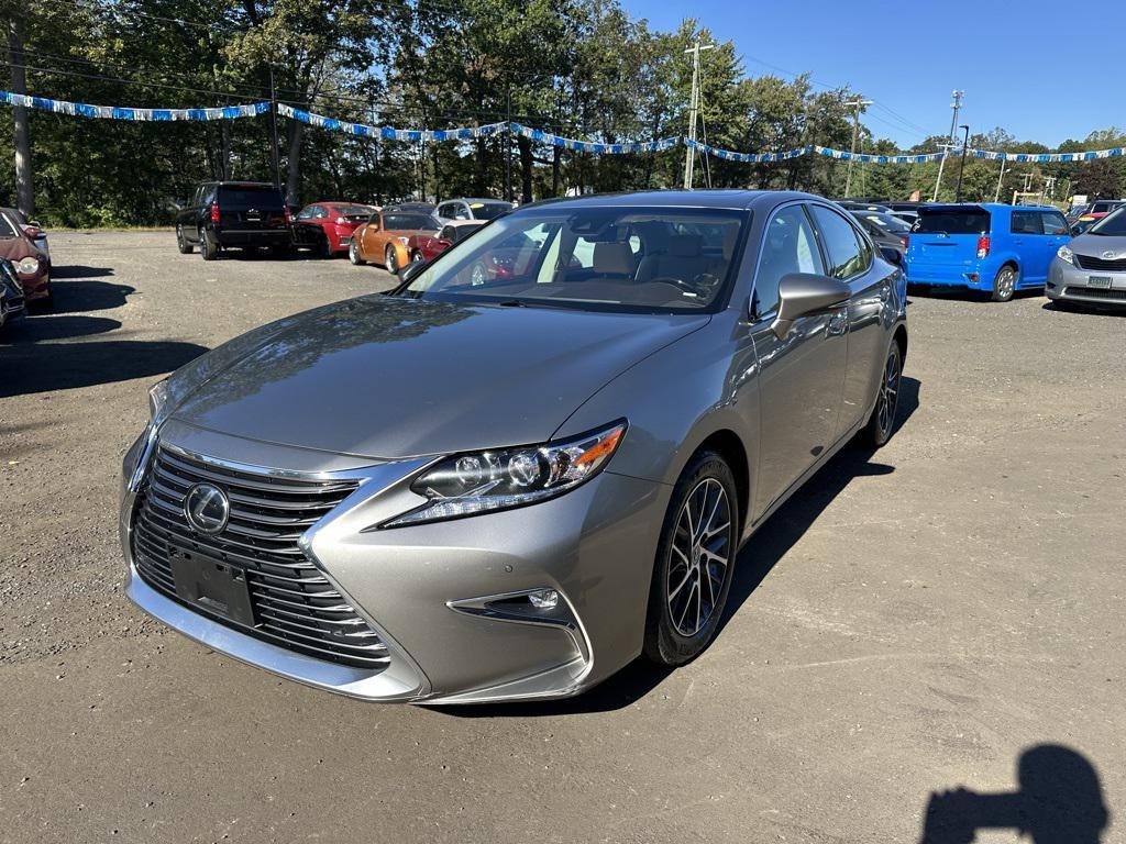 used 2018 Lexus ES 350 car, priced at $23,607