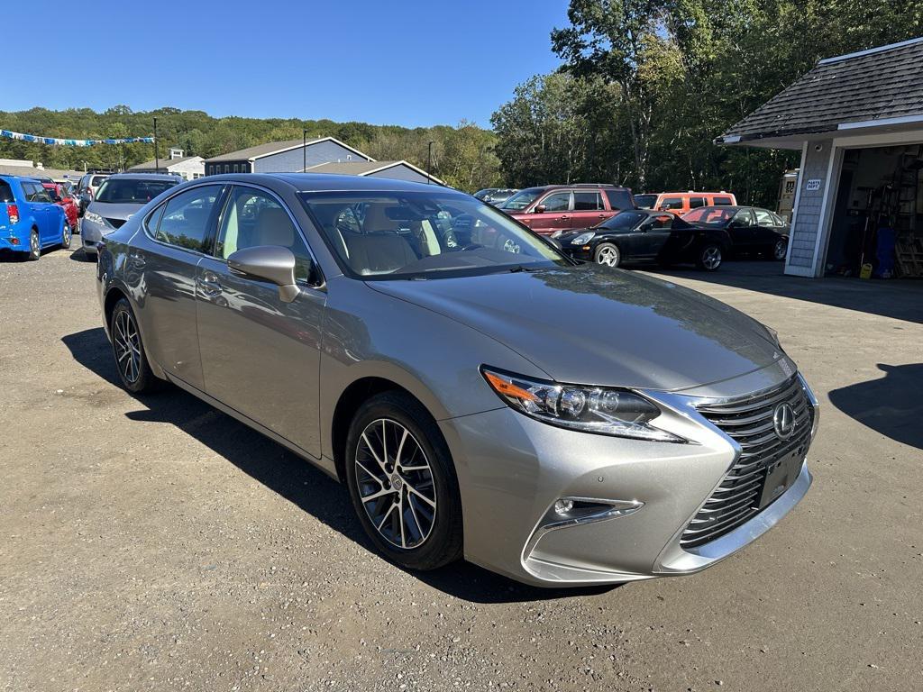 used 2018 Lexus ES 350 car, priced at $23,607