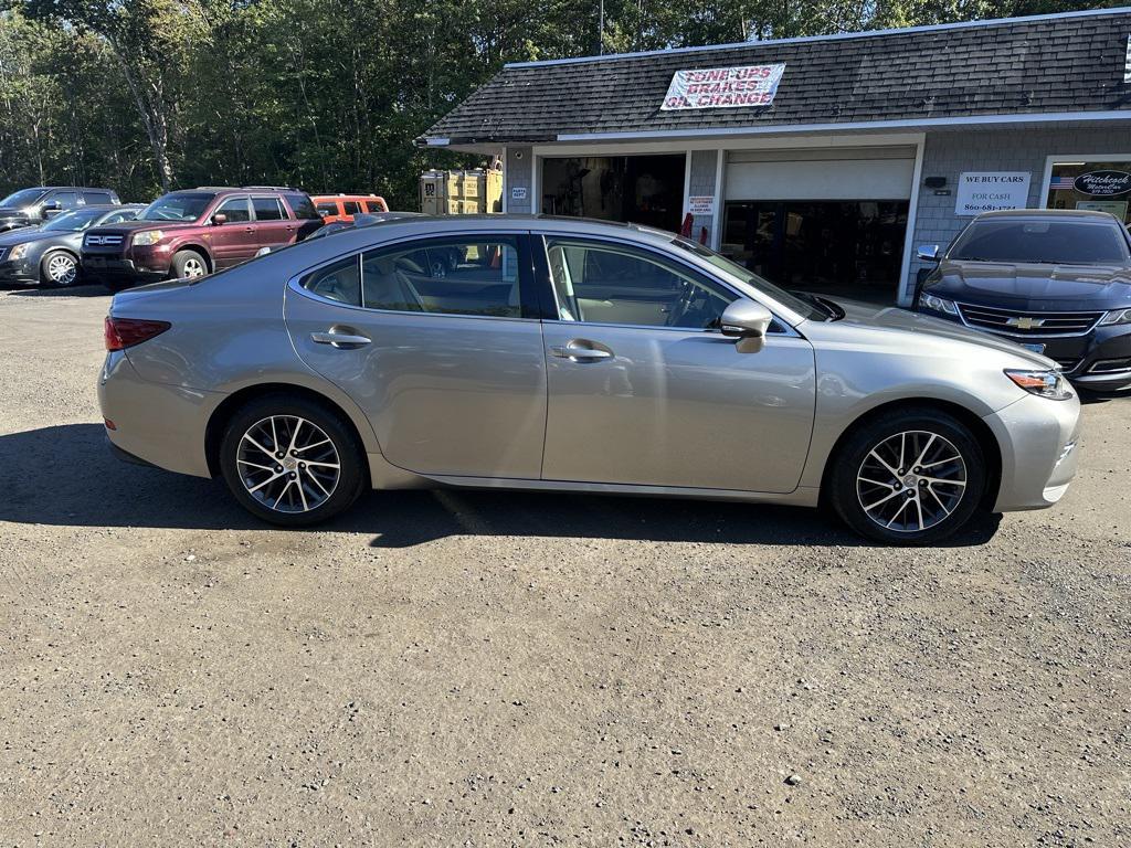 used 2018 Lexus ES 350 car, priced at $23,607