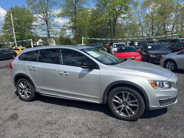 used 2015 Volvo V60 Cross Country car, priced at $11,949