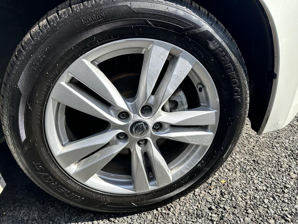 used 2015 Nissan Quest car, priced at $9,998