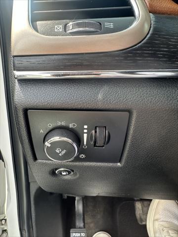 used 2015 Jeep Grand Cherokee car, priced at $13,298