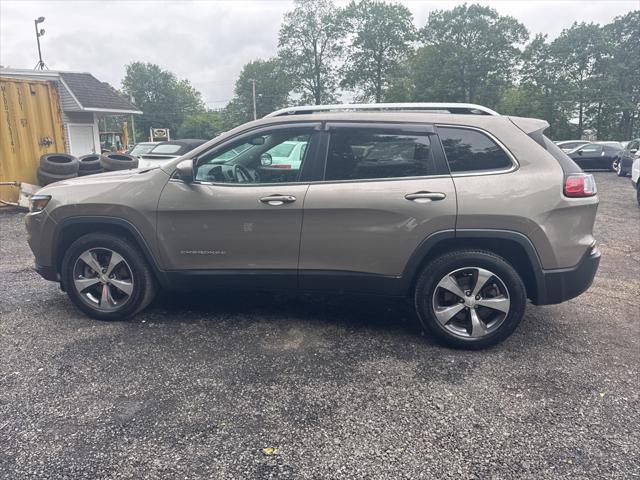 used 2019 Jeep Cherokee car, priced at $12,447