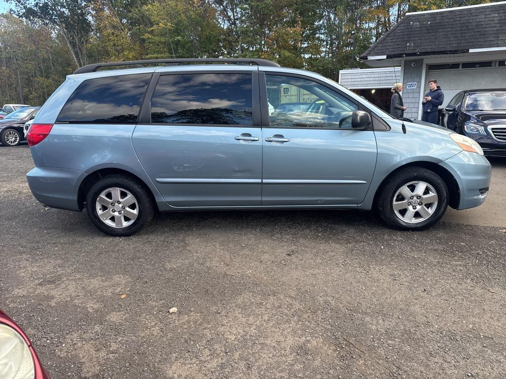 used 2006 Toyota Sienna car, priced at $6,998