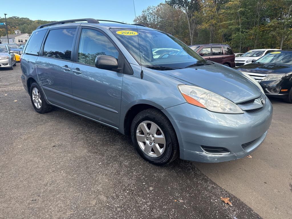 used 2006 Toyota Sienna car, priced at $6,998