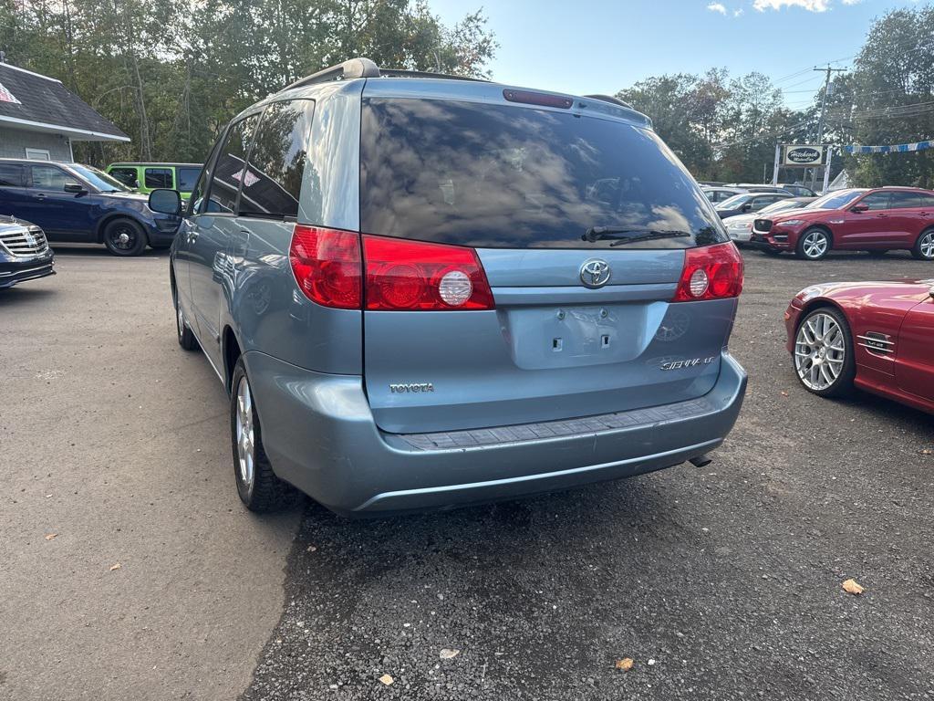 used 2006 Toyota Sienna car, priced at $6,998