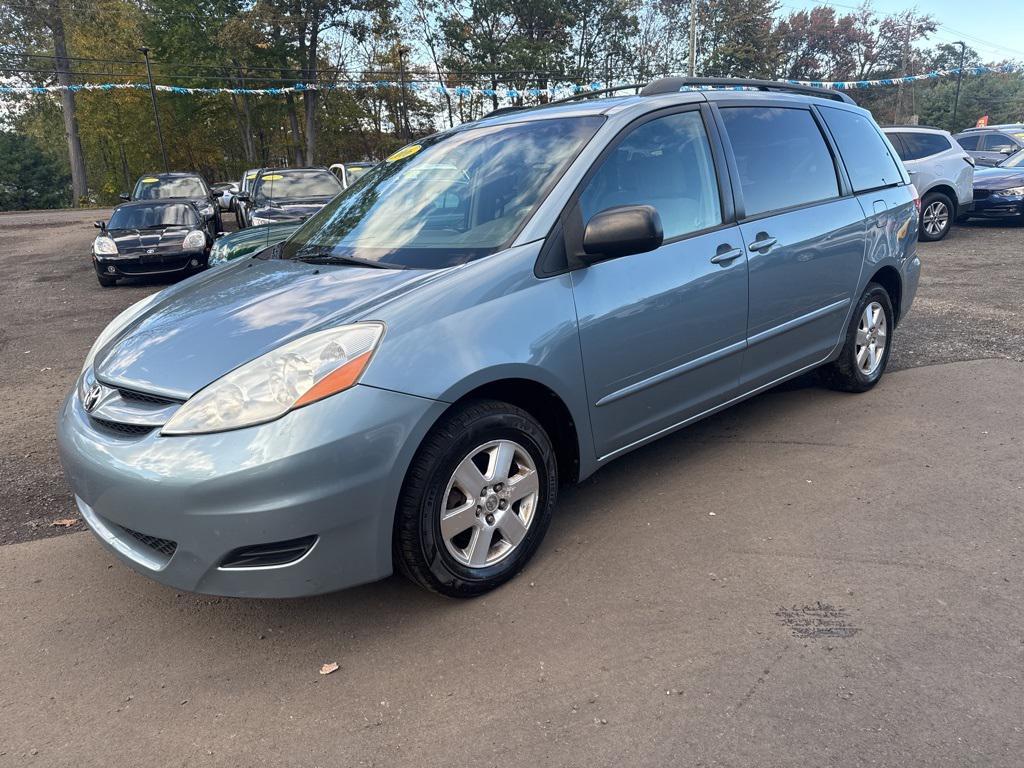 used 2006 Toyota Sienna car, priced at $6,998