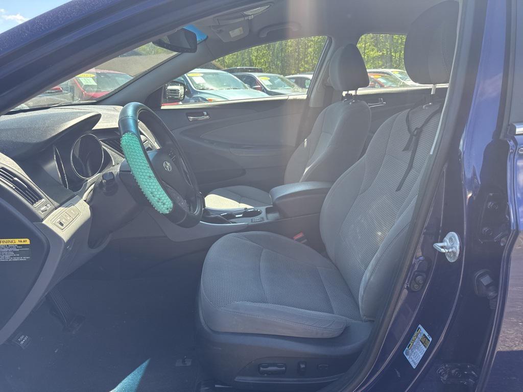 used 2013 Hyundai Sonata car, priced at $5,356