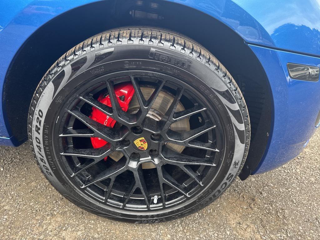 used 2018 Porsche Macan car, priced at $29,997