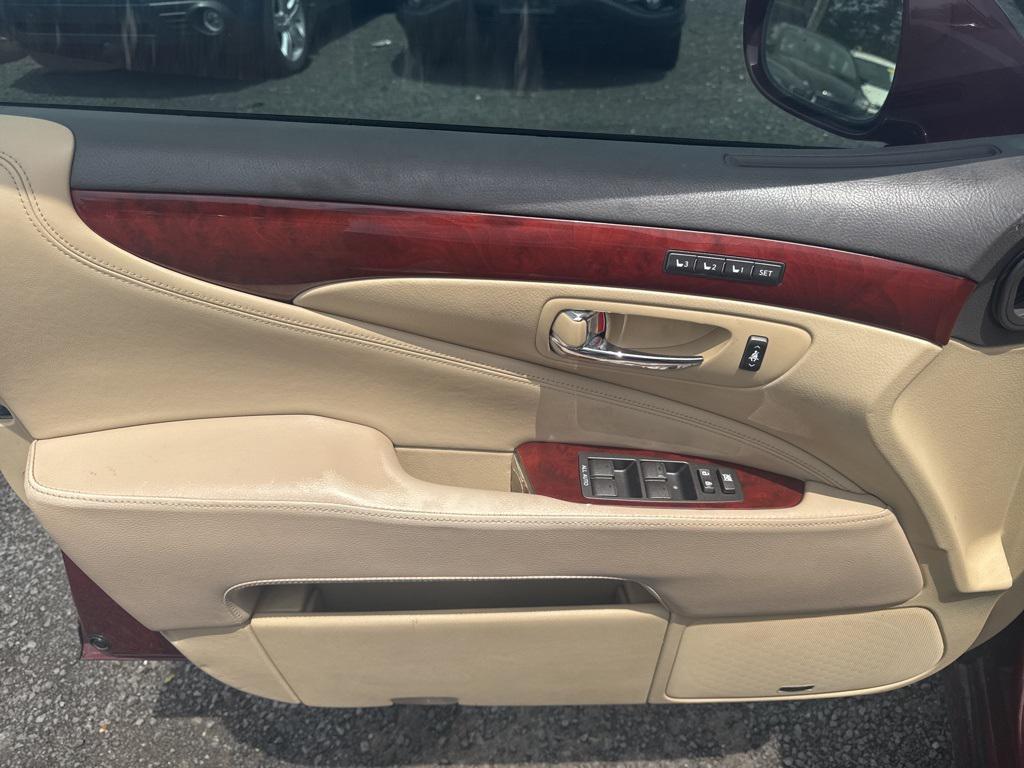 used 2007 Lexus LS 460 car, priced at $8,996