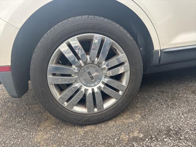 used 2009 Lincoln MKX car, priced at $5,980