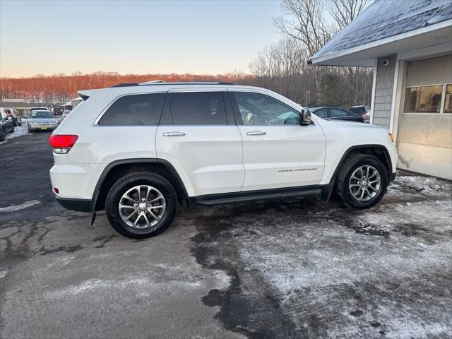 used 2014 Jeep Grand Cherokee car, priced at $11,899