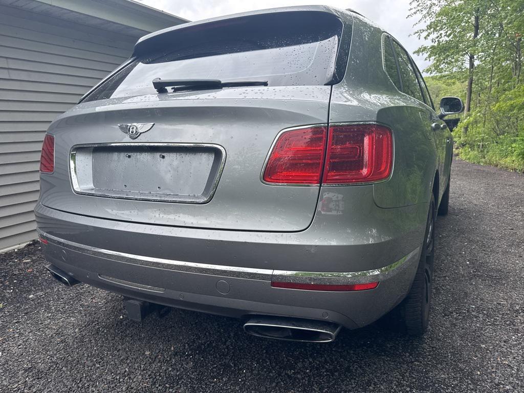 used 2018 Bentley Bentayga car, priced at $68,996