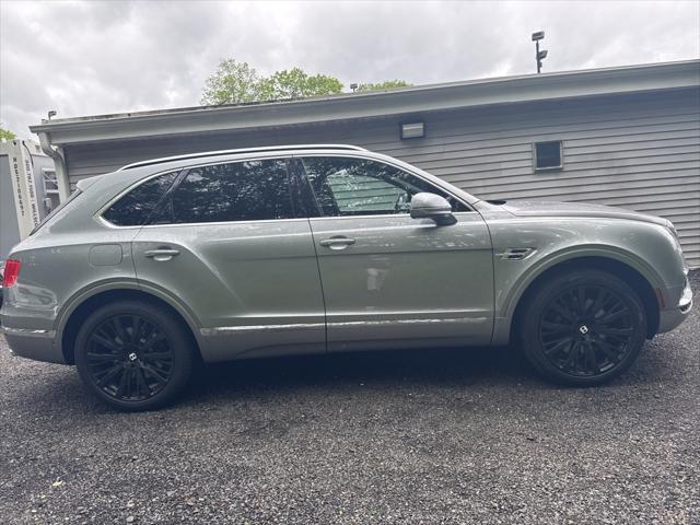 used 2018 Bentley Bentayga car, priced at $72,880