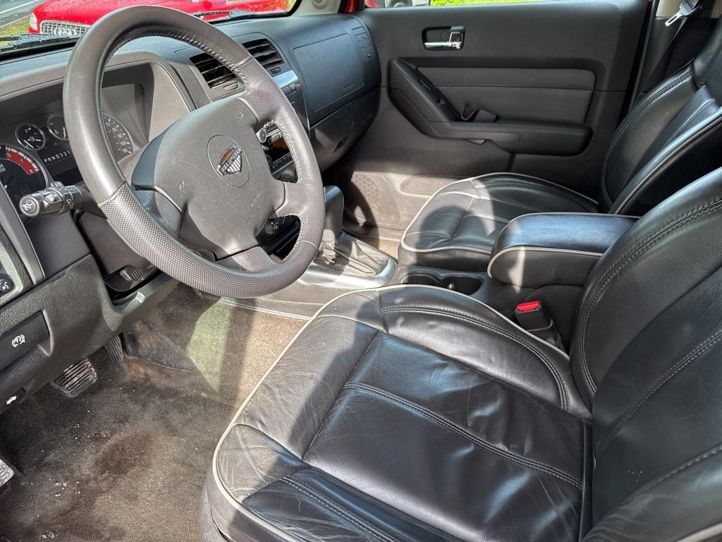 used 2009 Hummer H3 car, priced at $11,997