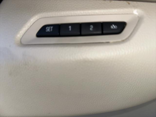 used 2015 Cadillac Escalade car, priced at $28,874