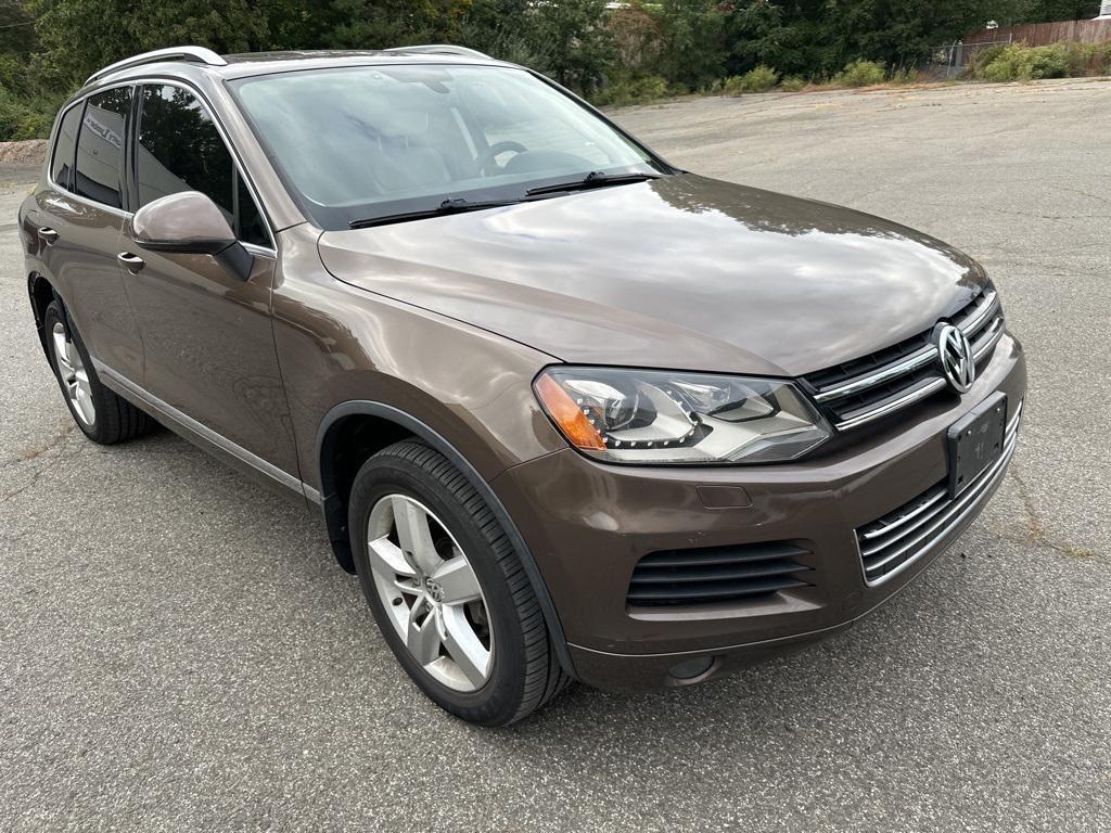 used 2014 Volkswagen Touareg car, priced at $9,998