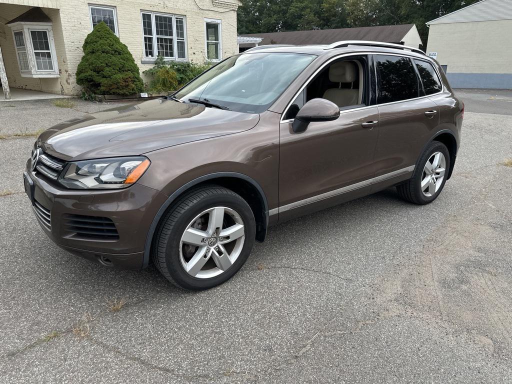 used 2014 Volkswagen Touareg car, priced at $9,998