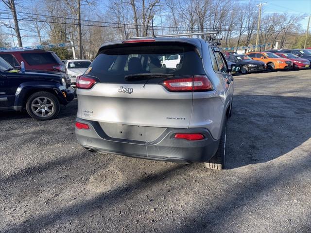 used 2016 Jeep Cherokee car, priced at $10,879