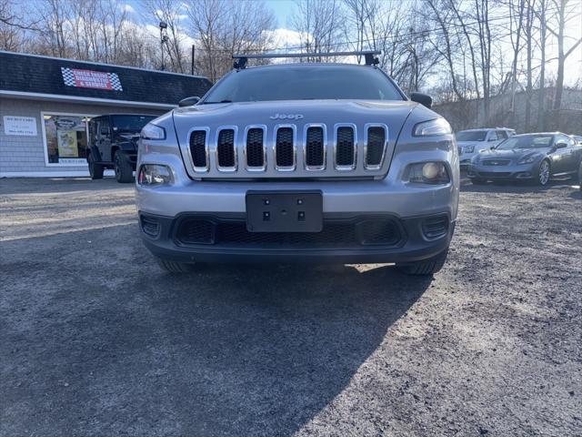 used 2016 Jeep Cherokee car, priced at $10,879