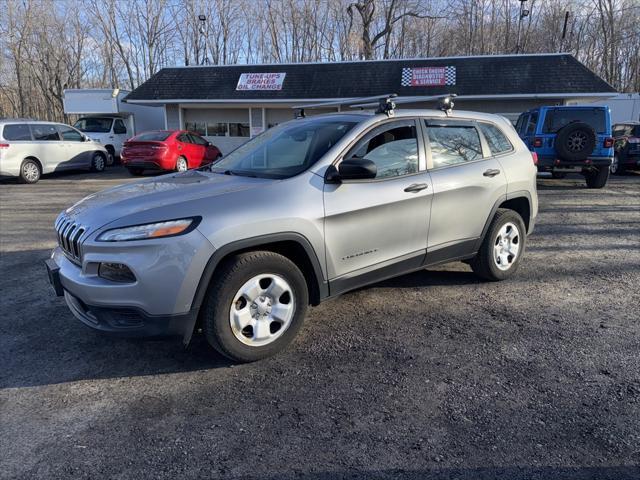used 2016 Jeep Cherokee car, priced at $10,879