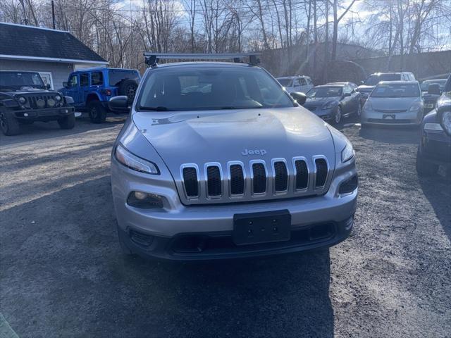 used 2016 Jeep Cherokee car, priced at $10,879