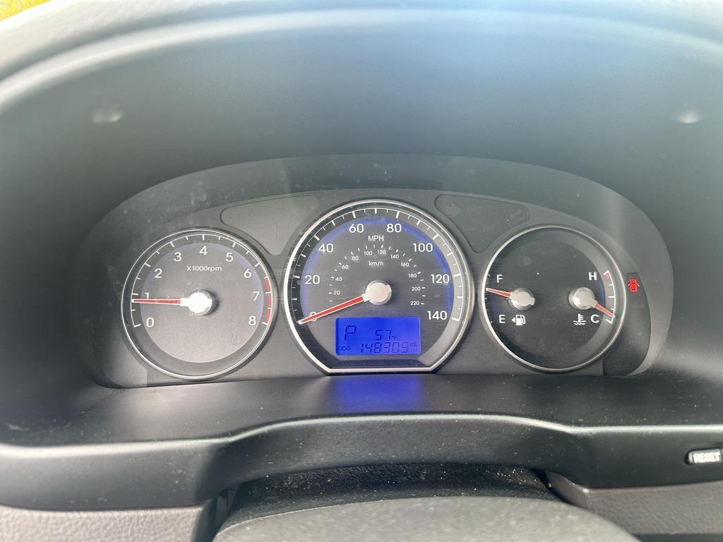 used 2012 Hyundai Santa Fe car, priced at $5,994