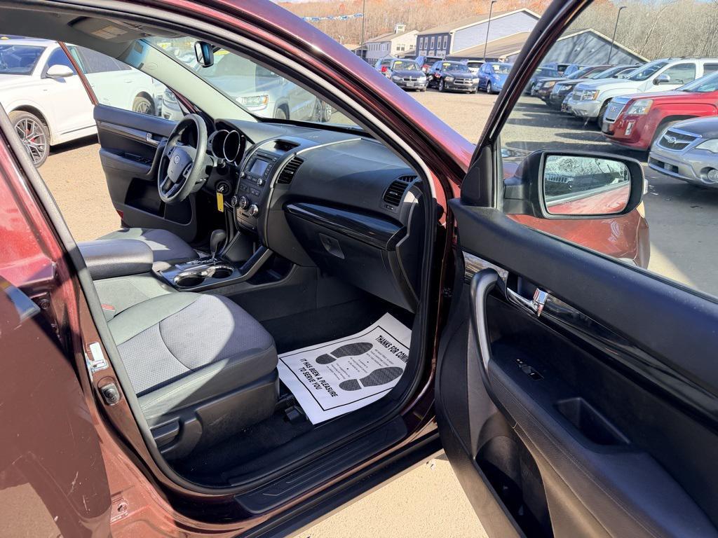 used 2013 Kia Sorento car, priced at $4,987