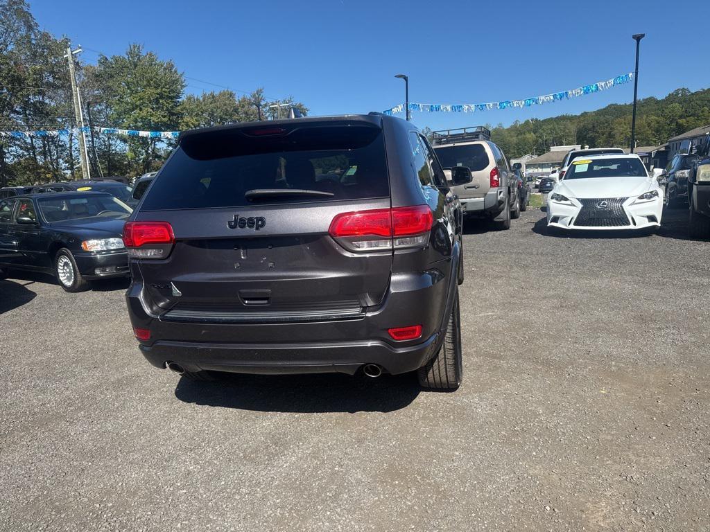 used 2015 Jeep Grand Cherokee car, priced at $9,690