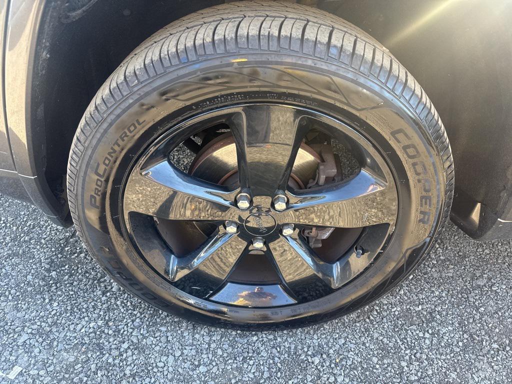 used 2015 Jeep Grand Cherokee car, priced at $9,690